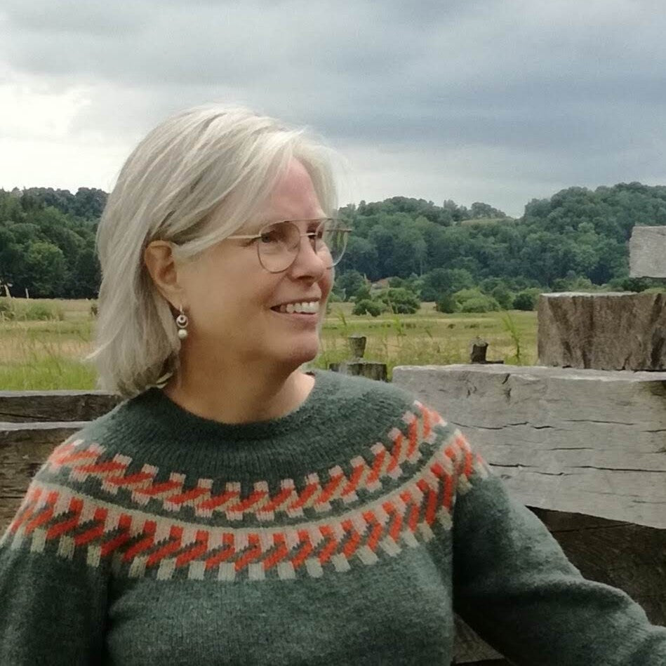 ravningbroen sweater
